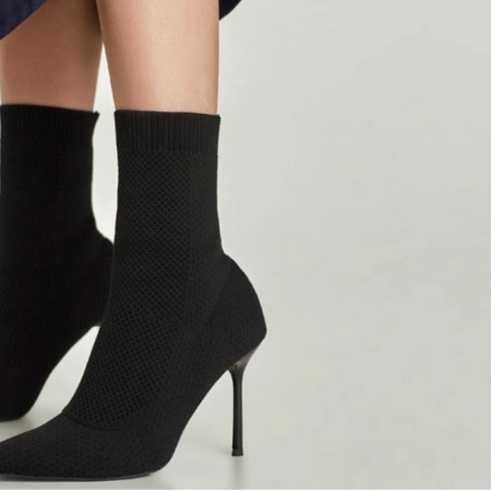 Zara Trafaluc"Black Stretchy Sock Mesh Pointed Toe Ankle Boot Stiletto Heels - Picture 15 of 15
